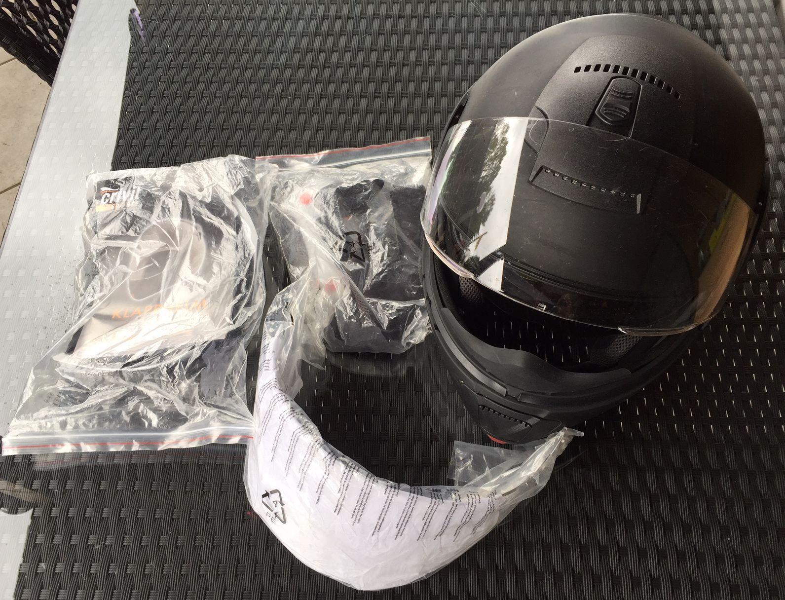 Klapphelm Gr Xl Cm Crivit Mit Sonnenblende In Chemnitz F R