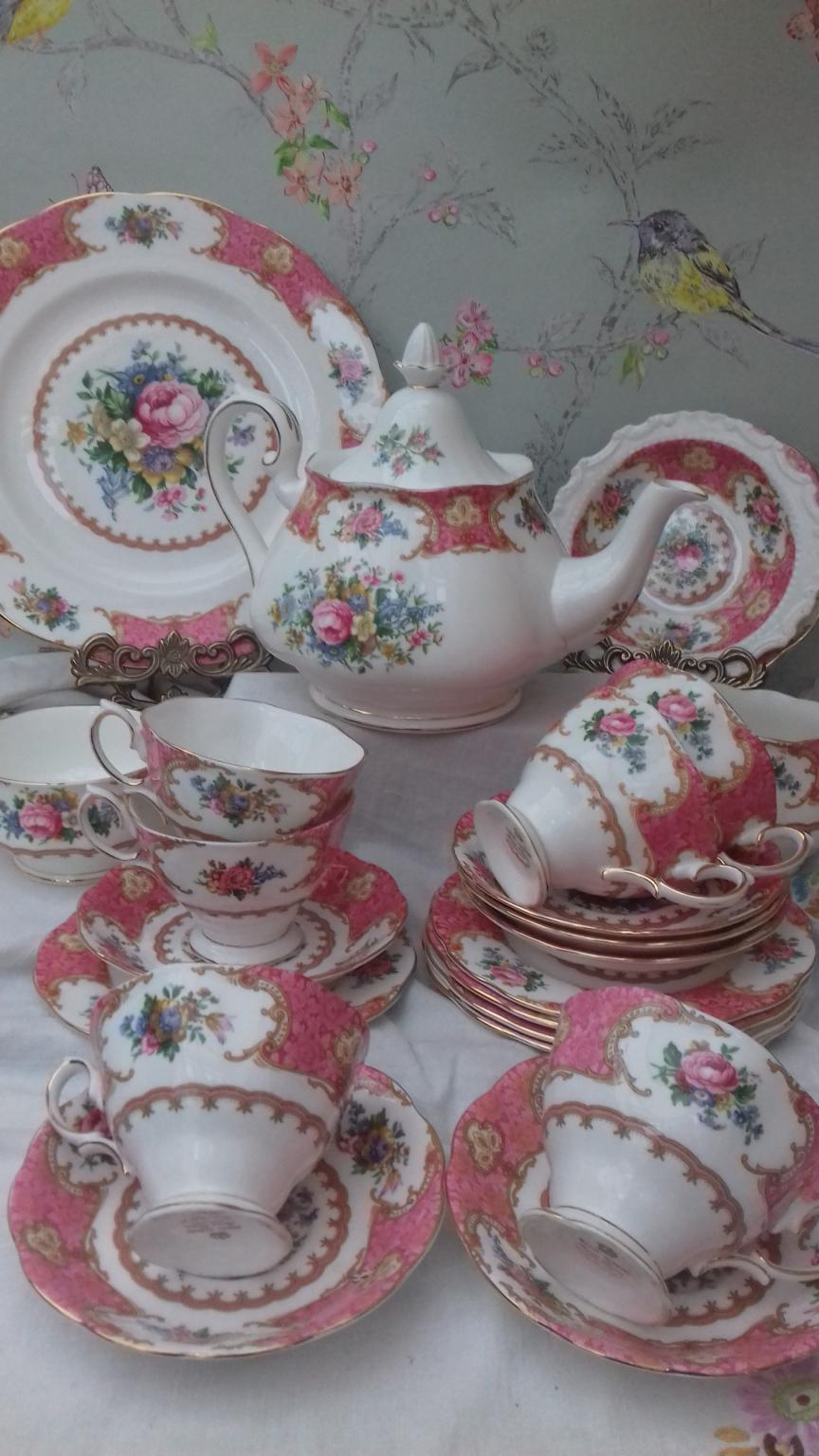 Royal Albert Lady Carlyle Vintage Tea Set In Coventry F R Zum