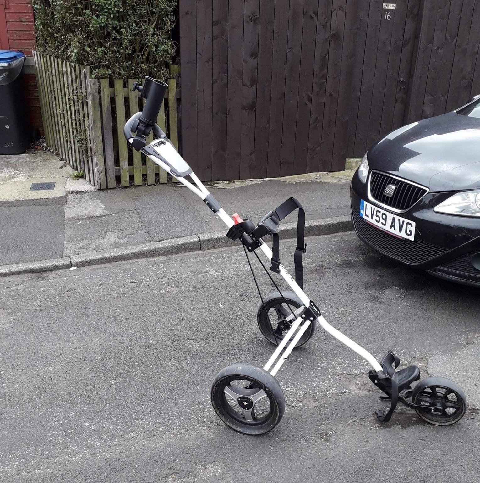 Golf trolley in SR8 Horden für 35 00 zum Verkauf Shpock AT