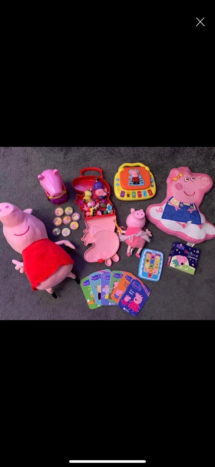 Peppa pig bundle in WV14 Metropolitan Borough of Dudley für 15 00 zum