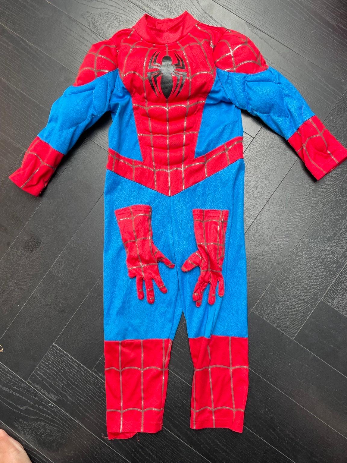 Spider Man dress up costume in ME6 Malling für 2 50 zum Verkauf