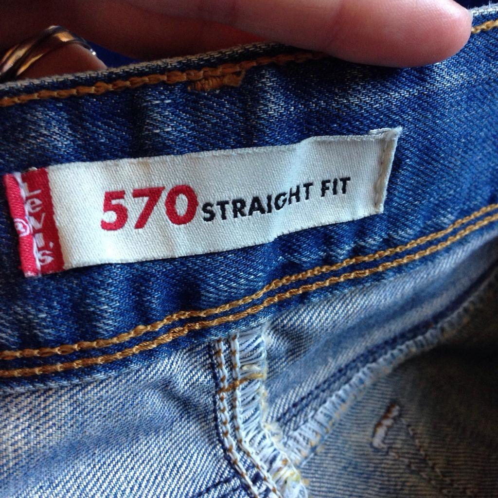 Levis 570 straight sale fit