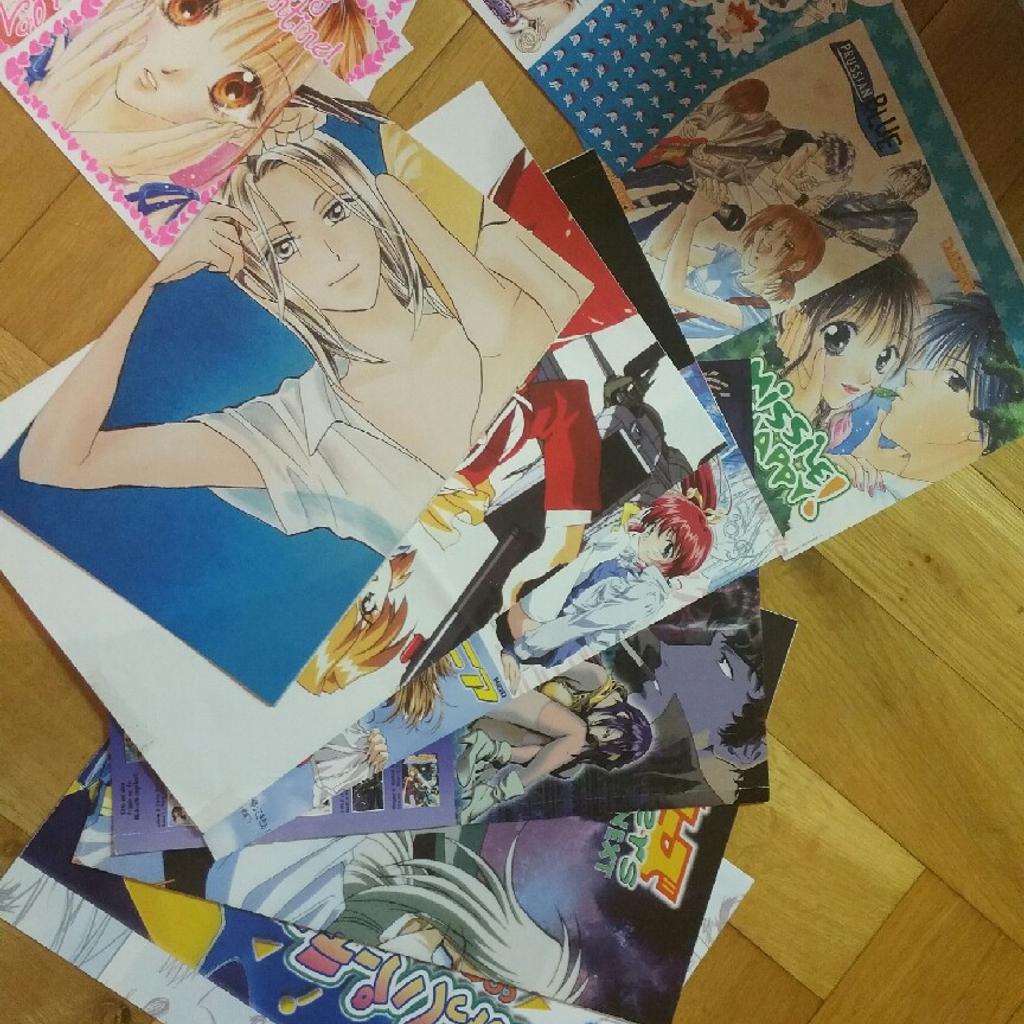 Daisuki Mangas und diverse Extras/Poster in 74706 Osterburken für € 1 ...