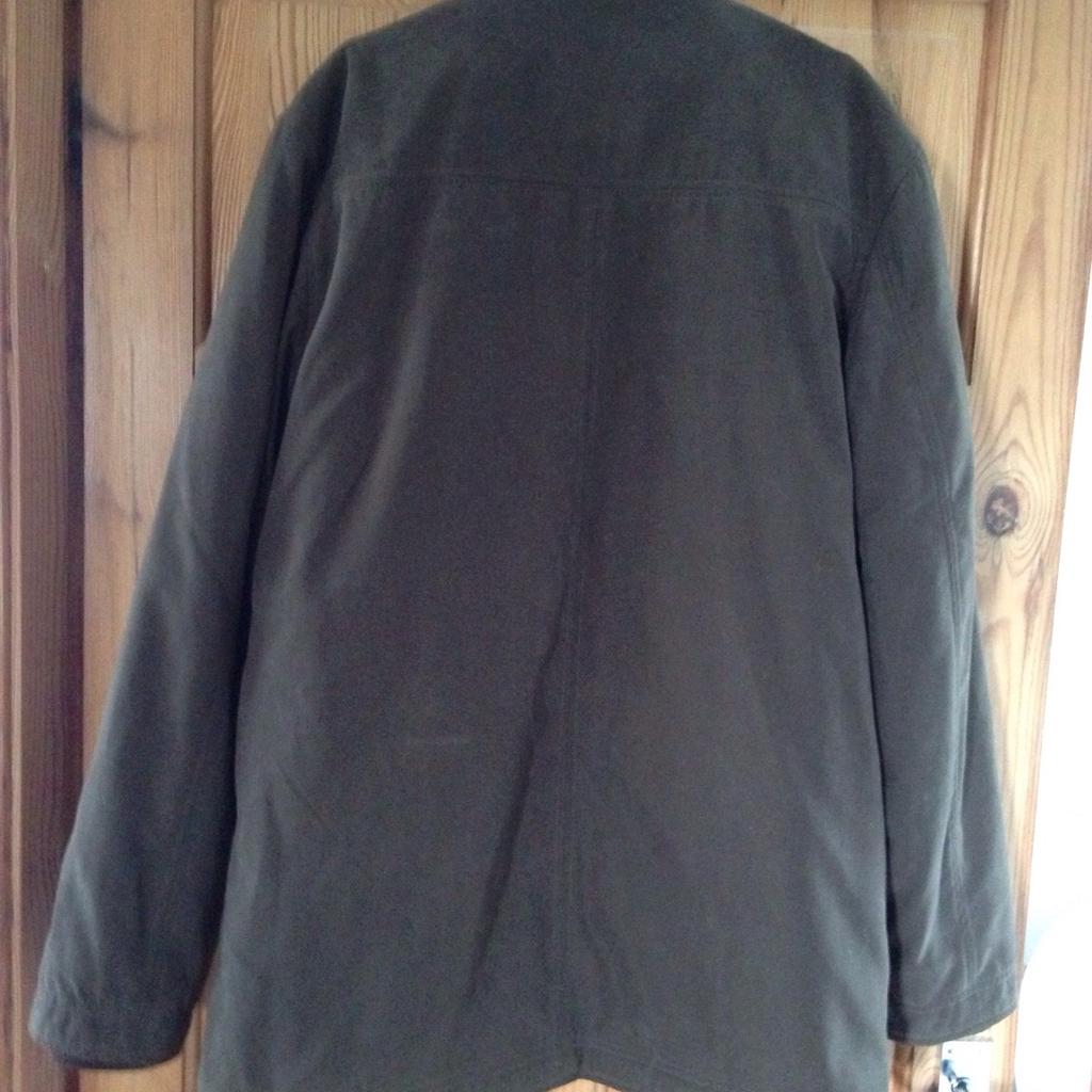 Men's Brown jacket (m) never been worn,,, collection only. You Can try before you buy. If it’s not for you, no pressure to buy. Reduced further