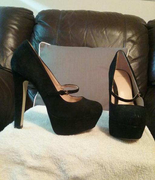 Buy & Sell Cowpen Bewley Stockton-on-Tees - Photos for Topshop black suede platform heels
