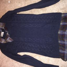 Next navy jumper with tartan round collar and bottom , been worn once
Size 10