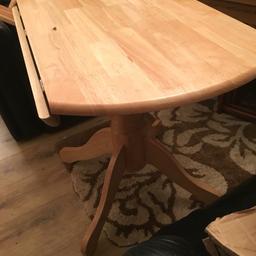 Pine drop side table and 2 chairs hardly used very sturdy excellent condition