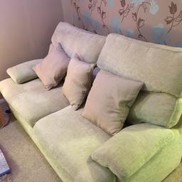 2 Sofas that I have for sale. Selling as They don't fit in my new flat so I'm opting for a corner sofa to maximise space.