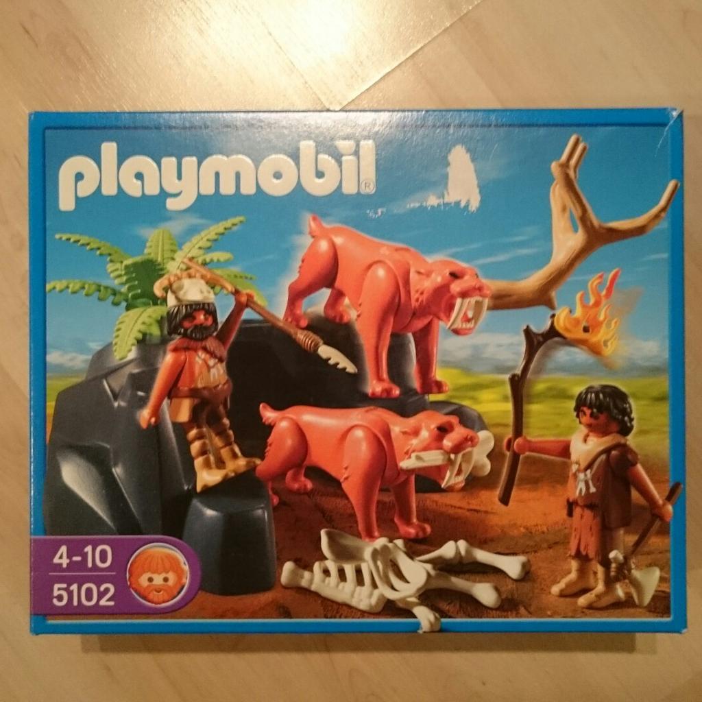 Playmobil, Säbelzahntiger mit Knochenjäger (5102),
Gebraucht, mit Anleitung
Guter Zustand

Kein Versand !!!