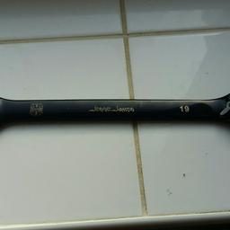 Snap on 19" 'jesse James' spanner never been used. Collection please