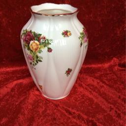 Royal Albert vase