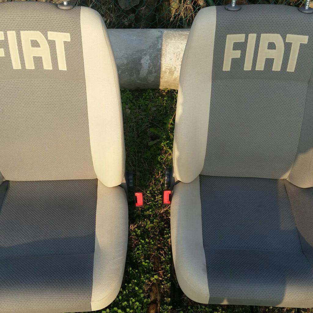 Sedili Fiat 600 +pannelli porte e fiancate in 42040 Campegine für