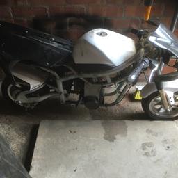 R1 midi moto project
The bike does run but has been sat for about a year so card could probably do with a clean I have taken the plastics of because I was going to respray it but never got round to it
The bike is complete except for Side fairing