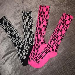 black and neon pink Victoria's Secret PINK knee high socks // size small // brand new // need gone