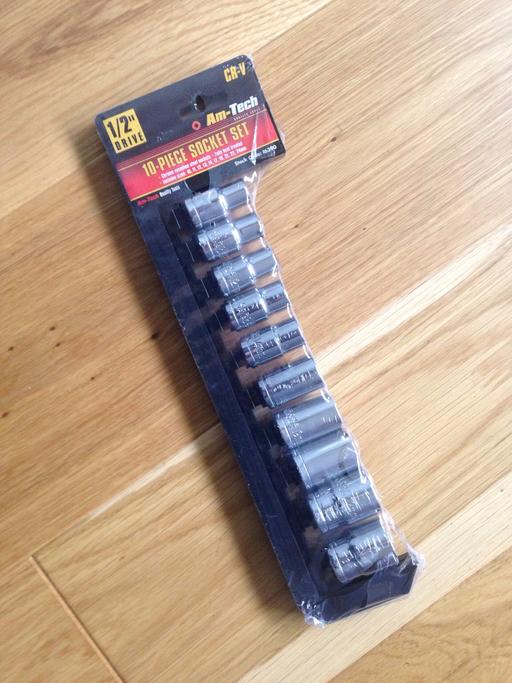 Vehicles Greater Manchester Manchester - Photos for 10 piece socket set 1/2