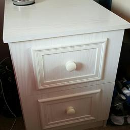 beautiful condition x2 bedside tables
both with 2 deep draws.
only for sale as want a dressing table instead.

will swap for white dressing table or set of draws.