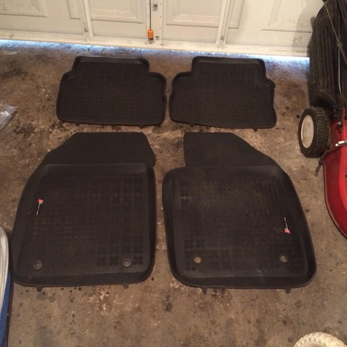 Vectra c floor mats in B62 Halesowen für 8,00 £ zum Verkauf Shpock DE