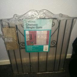 Wicks garden gate in sealed packet but could do with a splash of paint £10 no fittings collection northshore.