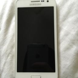 Samsung A3 unlocked with black screen THIS PHONE NEEDS REPAIR hence low price! I dropped the phone out my pocket and the screen just went black.