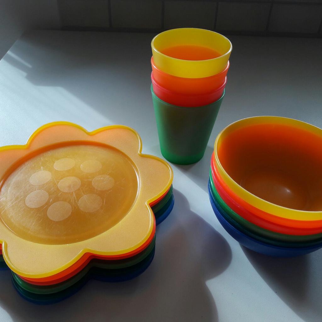 IKEA Plastikgeschirr für Kinder in 33178 Borchen für 10,00 € zum Verkauf