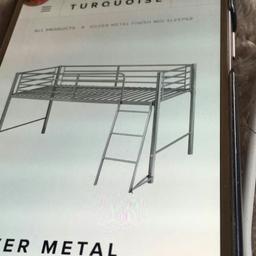Metal midi sleeper, silver with red ends .
NO MATTRESS.
*****    COLLECTION EASTCOTE    *****