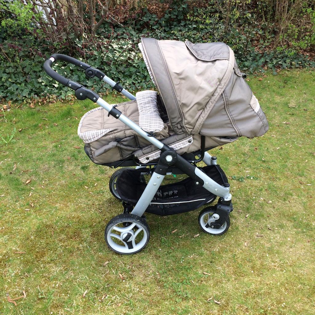 kinderwagen teuerste Luxus Kinderwagen 360 Drehung mit Babywanne main image 1