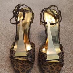 River Island leopard print heels.
never worn
Brand new. 12cm heels unused. Size 7.