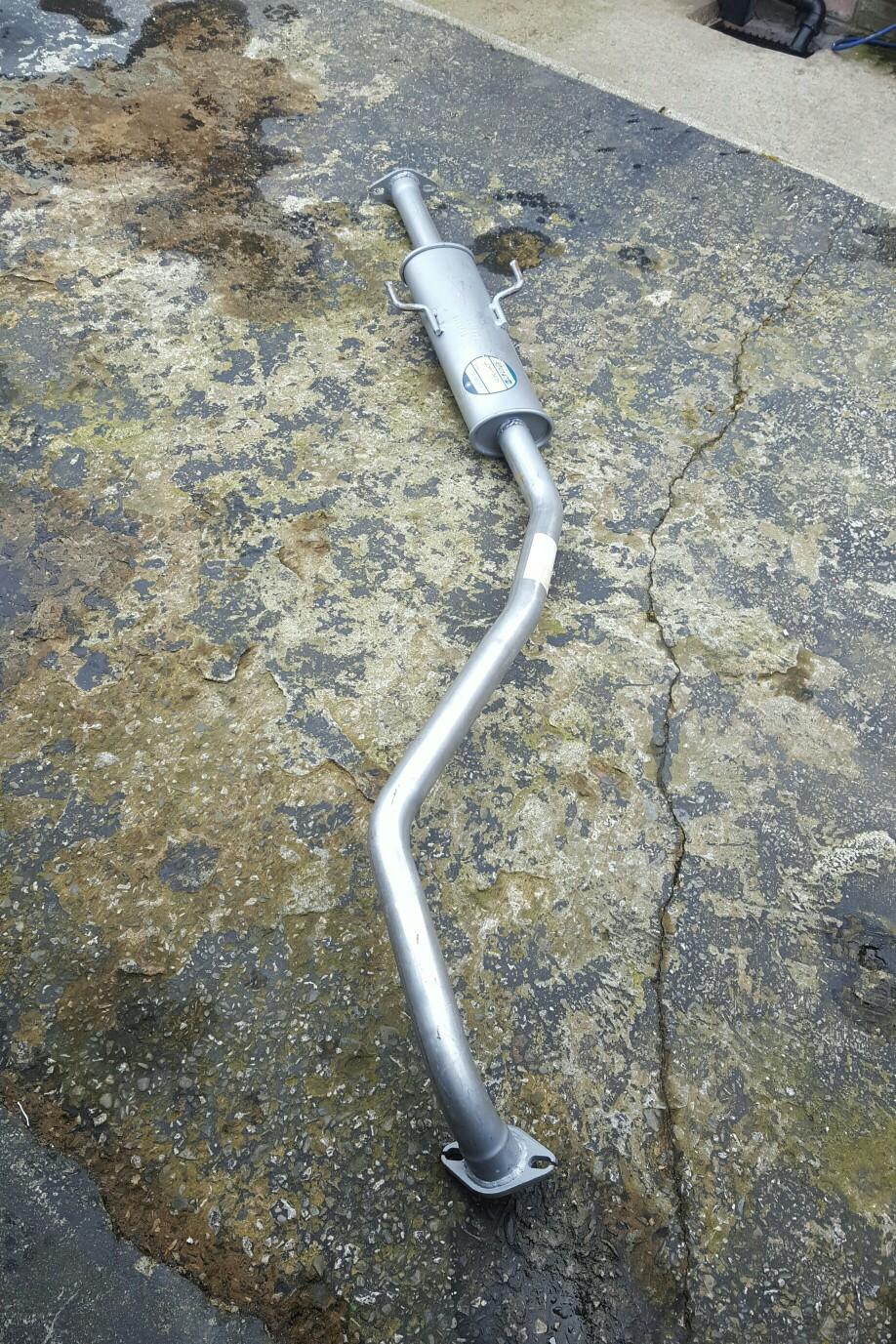 Hyundai coupe 2 0 siii exhaust centre in wa9 helens f r 15 00 zum