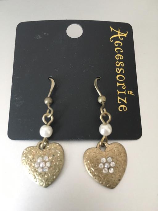 Buy & Sell South West London South Kensington - South West London - Photos for Accessorize gold heart Pearl earrings