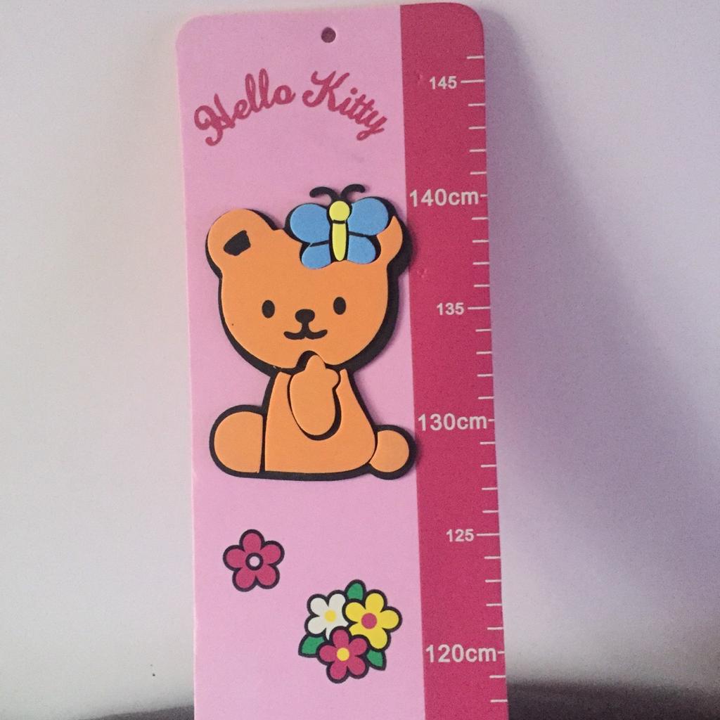 Hello Kitty kids measure.
From pets and smoke free house.
Collection from Beckton E6