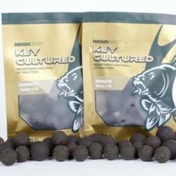 2 bags of 15mm x 25 key cultured hook baits 8.99rrp each! Absolute bargain catch fish with an edge. Nash baits signature key coating on top of a 15mm critically balanced hook baits.