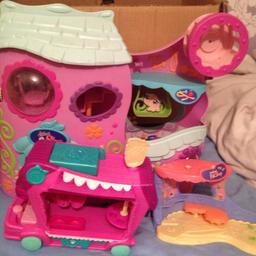 Littlest pet shop houses and cars 🚗
