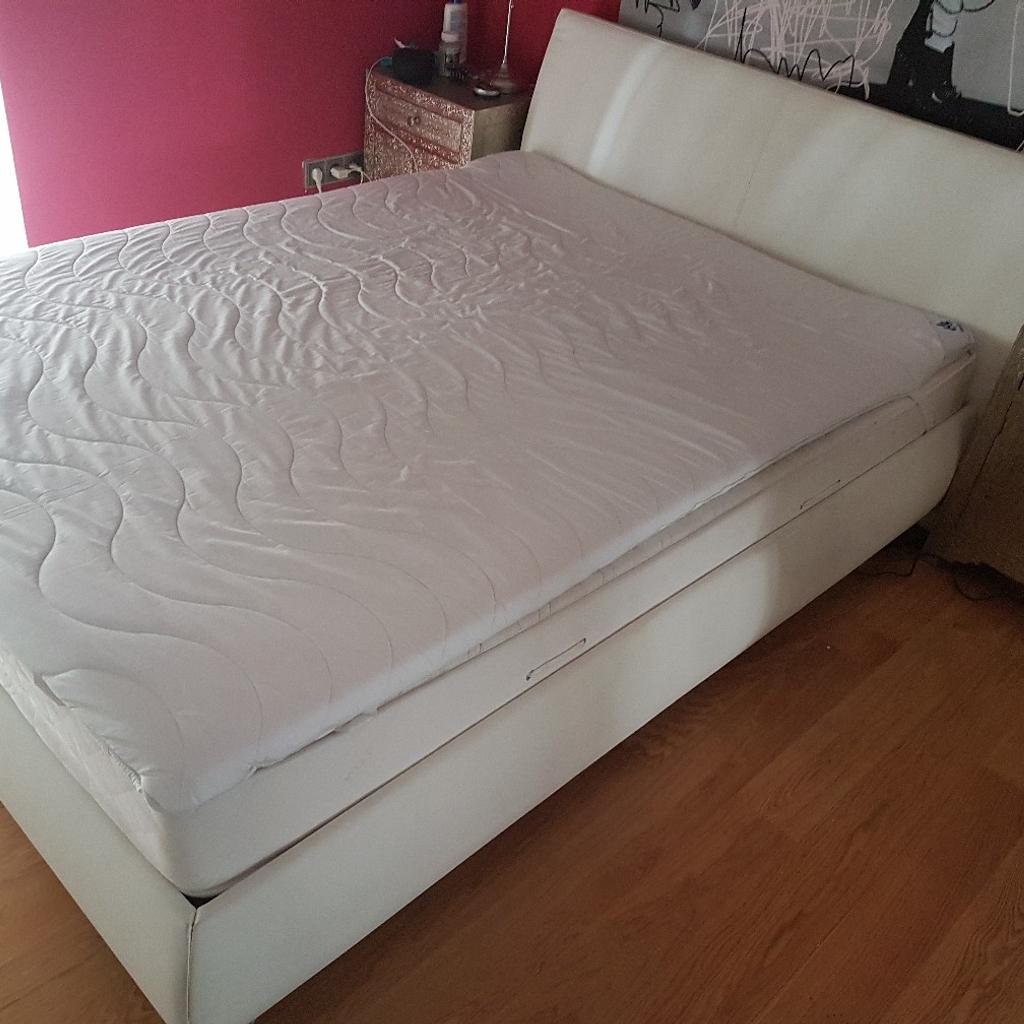Polsterbett 140x200 cm mit Bettkasten in 81539 München für € 400,00 zum