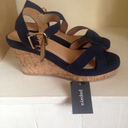 Brand new wedge shoes brought for 18 pound. Size 6. Collection only from horninglow :)