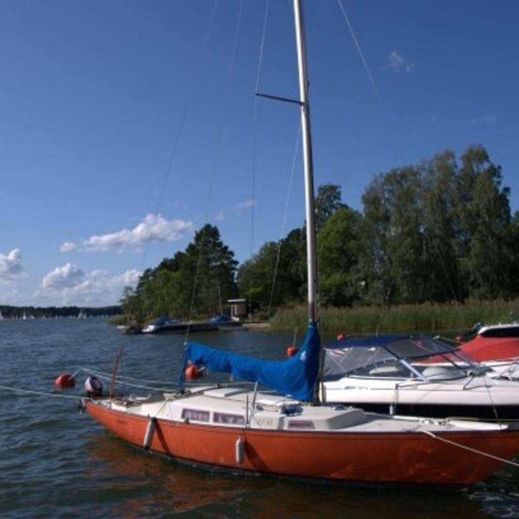 Segelbåt RJ85 in 13756 Tungelsta für gratis zum Verkauf | Shpock DE