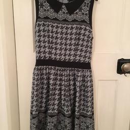 Dorothy Perkins size 14 dress
