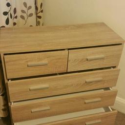Drawers 2 small top. 4 large bottom. 33x84x79 cm. Collection only as it is in one piece.