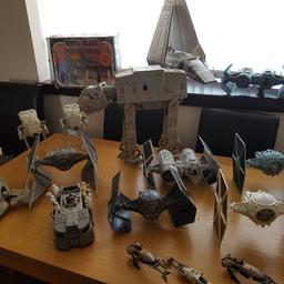 Vintage Star Wars Job lot, with a few last 17 figures. EV9D9, Amanaman (complete), luke stormtrooper (complete), imperial dignitary  (graded), lumat, paploo, poncho luke, general lando. Loads of other figures and weapons, mini rigs etc. Any questions welcome. Looking for realistic offers.