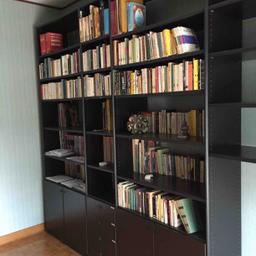 Libreria nera in legno rivestito Perfetta 250 x 45 altezza 265