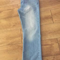 2 pairs of men's jeans from tesco hardly worn