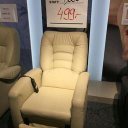Elektronisch verstellbarer Sessel
Gebraucht aber so gut wie neu, keine Gebrauchsspuren
funktioniert einwandfrei
Preis verhandelbar
