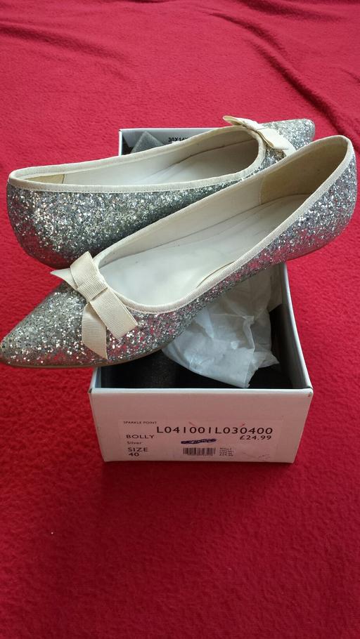 Buy & Sell Warwickshire Nuneaton and Bedworth - Photos for Brand new silver glitter flat shoes 40 / 7