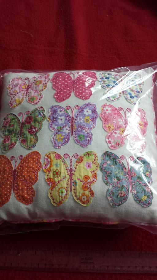 Buy & Sell Warwickshire Nuneaton and Bedworth - Photos for Brand new butterfly cushion shabby chic