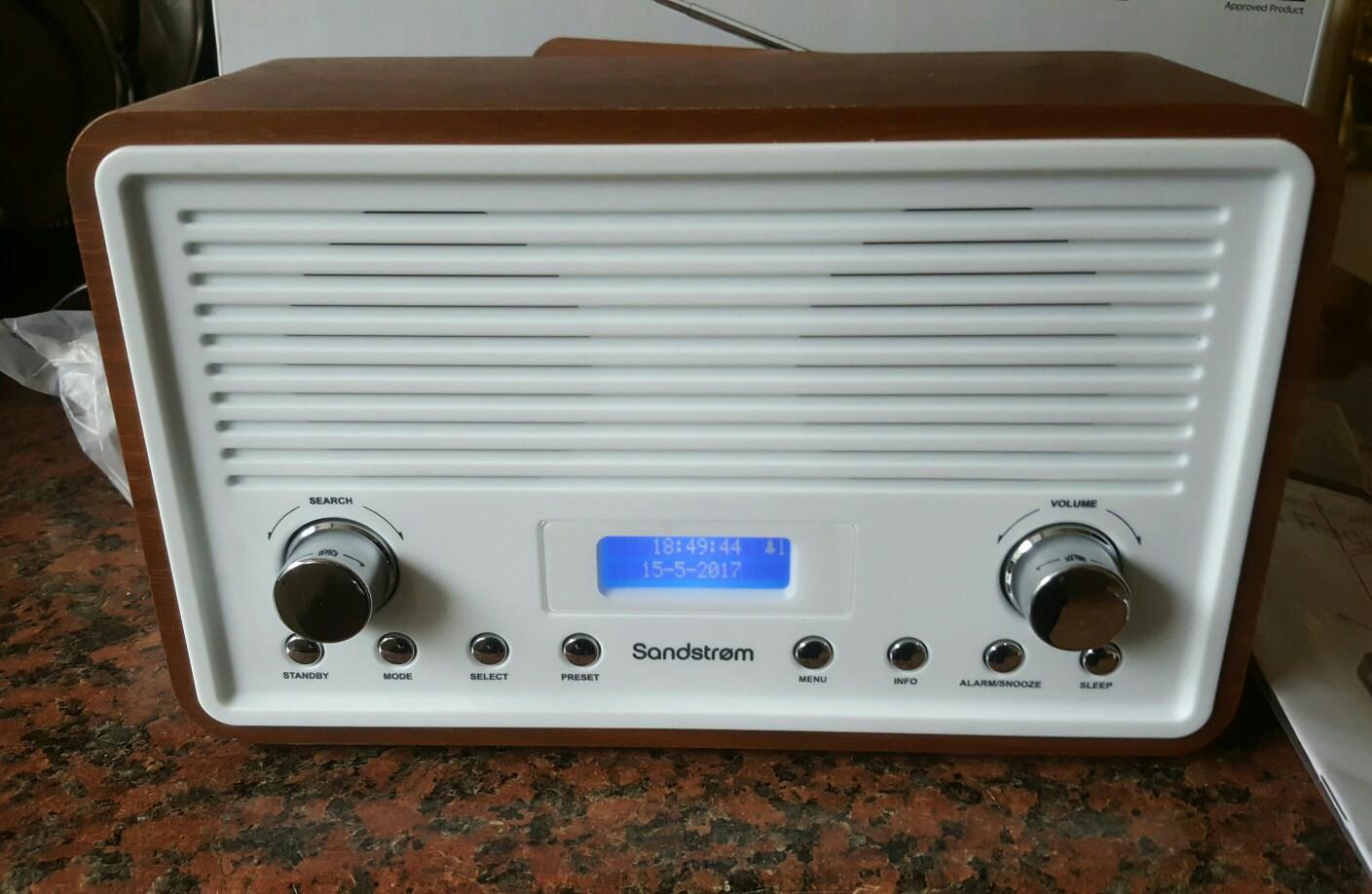 Sandstrom DAB RADIO WITH ALARM SDR15 in S60 Rotherham for £22.00 for
