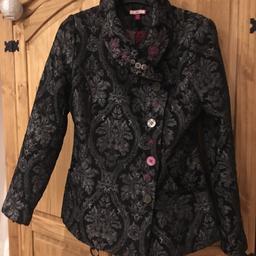 Jacquard Jacket, worn once, bought for a theatre trip. Love the Jacket but just don't get to wear in living in the countryside! Paid £75 new.