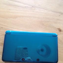 Blue and half green 3DS works perfectly and in great condition! Pain 180 and only selling for 40! The charger is still working as well'