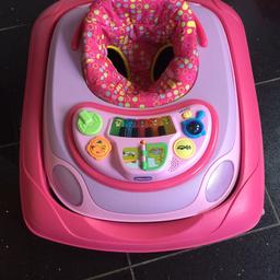 Baby walker, hardly been used, good clean condition. Detachable toy tray on front in fully working order.