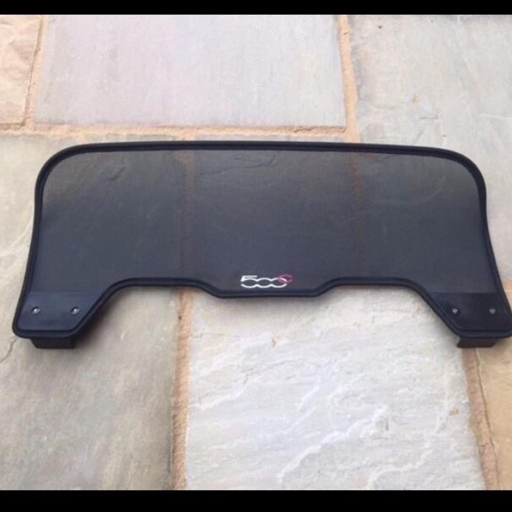 Fiat 500C convertible wind deflector in RH10 Crawley für £ 75,00 zum