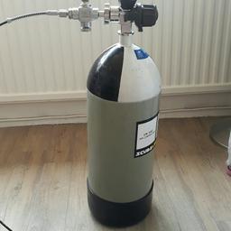 9lt 200 psi air rifle filling bottle with loads of fittings in test till Feb 2022. About half full.