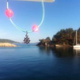#Handmade #jewellery

Matches with necklace slate&anchor

#Nautical charm and pink beads on thin teal synthetic string and wire with a clasp

Available in #Greece on the #Encounter #Kingfisherproject